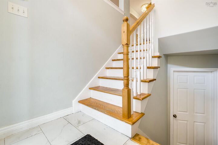 Property Photo:  16 Prestwick Close  NS B3S 1M4 