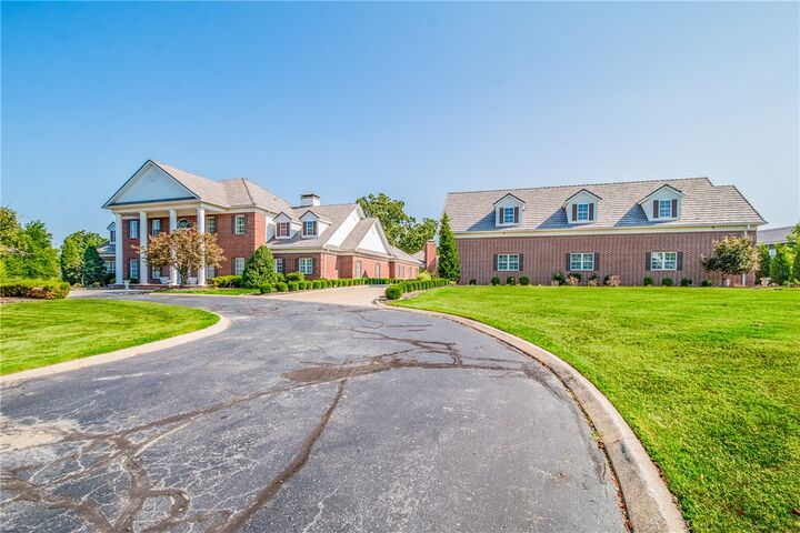 Property Photo: 1 S Beau Chene Lane AR 72758