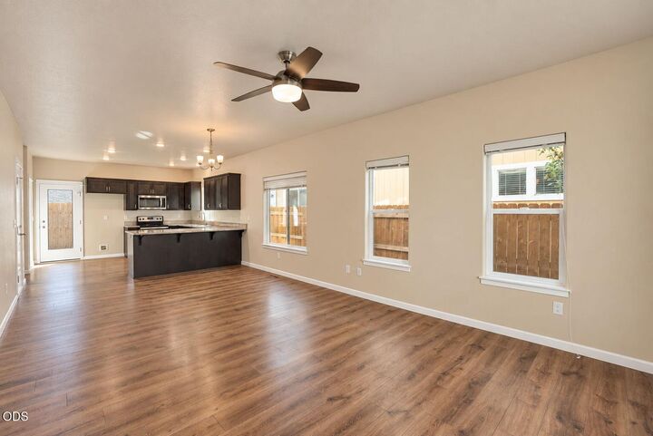 Property Photo:  171 Poppy Bay Place  OR 97540 