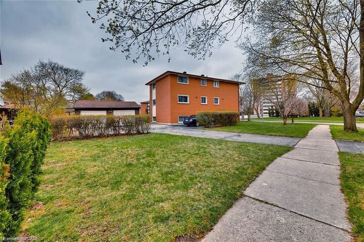Property Photo: 92 Confederation Drive 2 ON N2B 2X8
