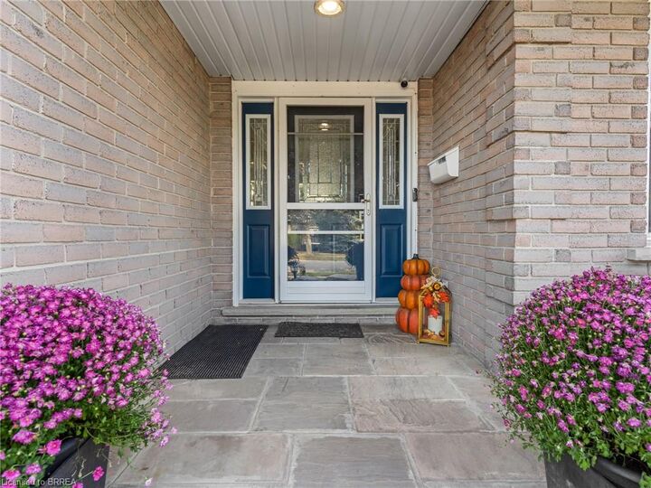 Property Photo:  42 Emidio Crescent  ON N3R 7Y9 