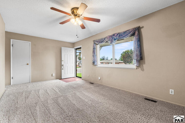 Property Photo:  44 Glenmore Rd  CO 81001 