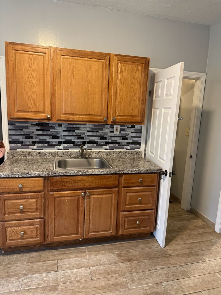 Property Photo:  54 Prospect Street 1  MA 02301 