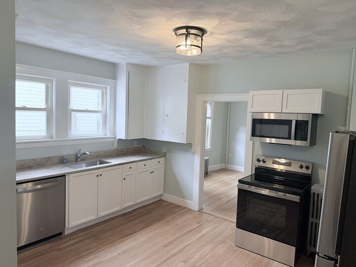 Property Photo:  56 South Main St 1  MA 01569 