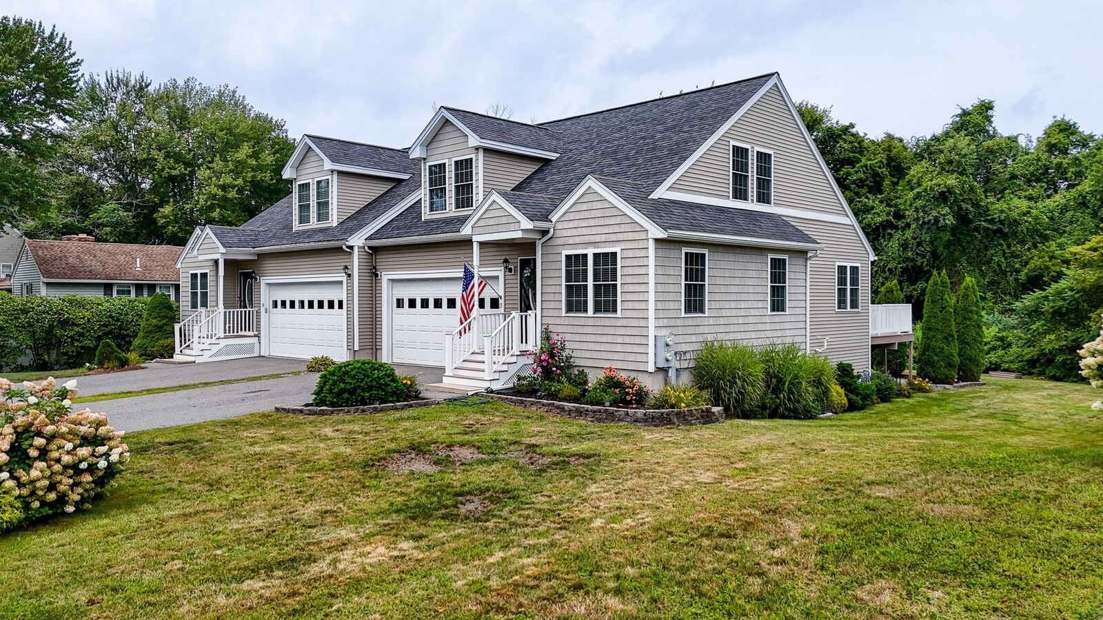 Property Photo:  15 Whitney St 15  MA 01832 