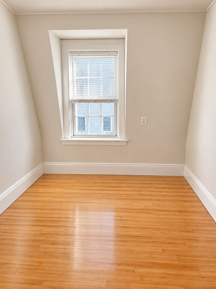 Property Photo:  670 East 6th St., 3  MA 02127 