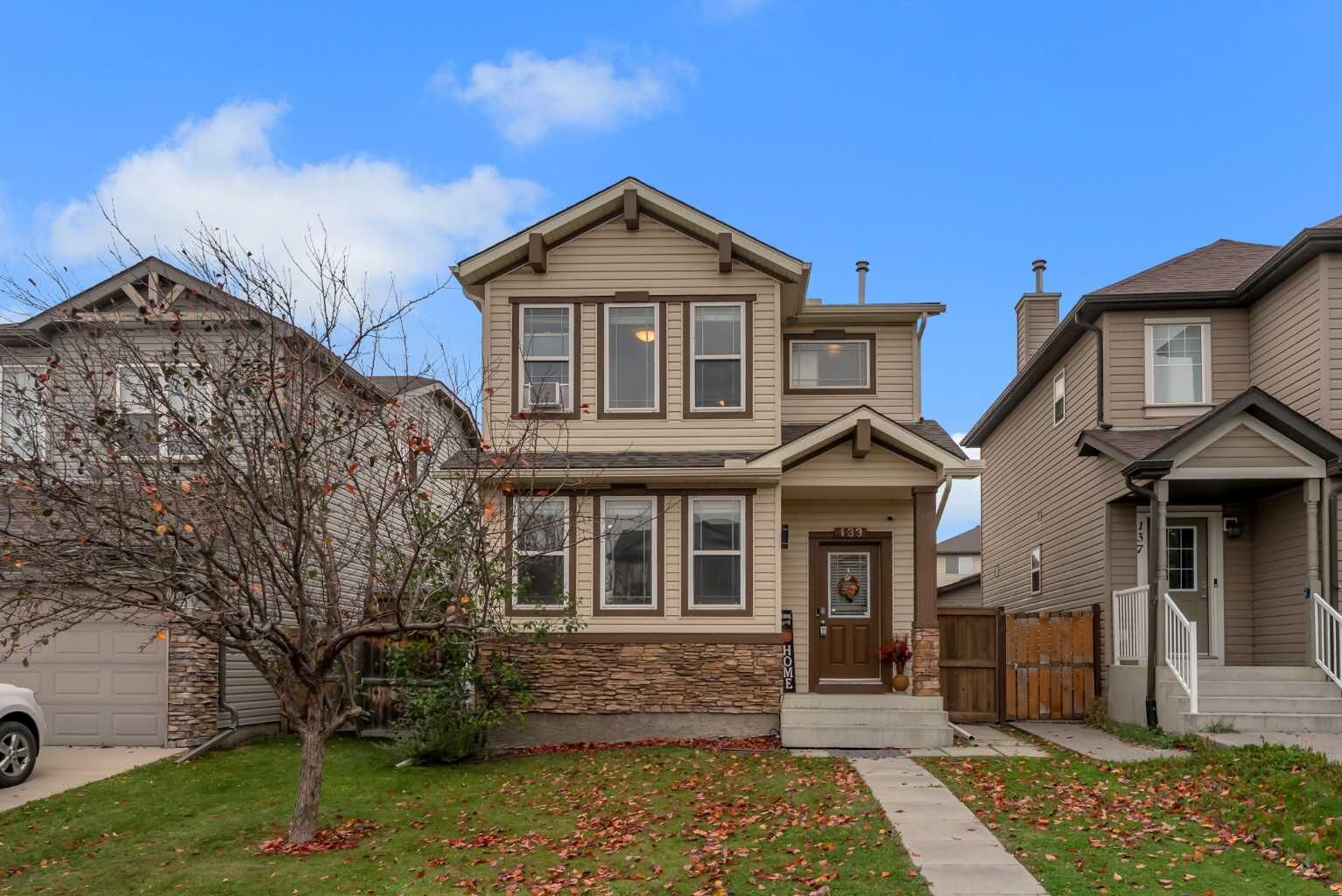 Property Photo:  133 Covebrook Close NE  AB T3K 6J5 