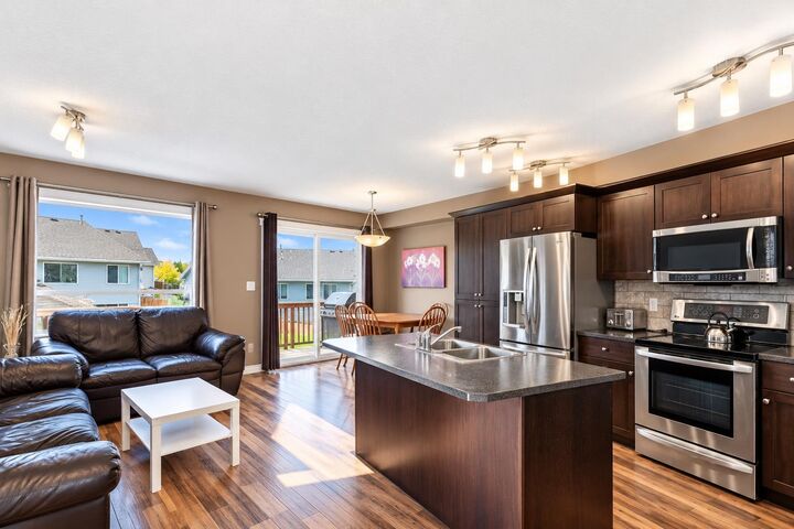 Property Photo:  11333 83 Avenue  AB T8W 0J6 