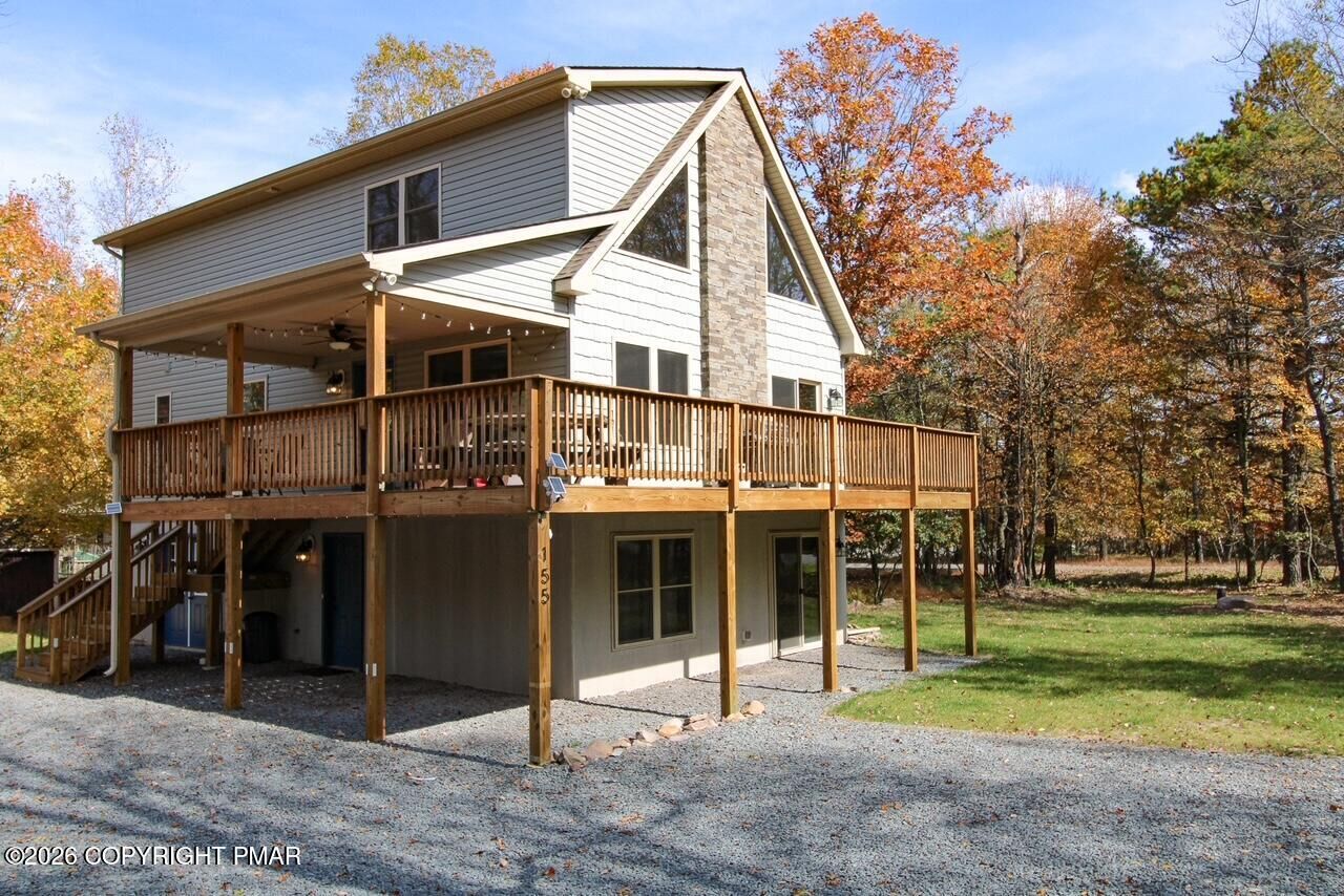 Property Photo:  155 Teddyuscung Trail  PA 18210 