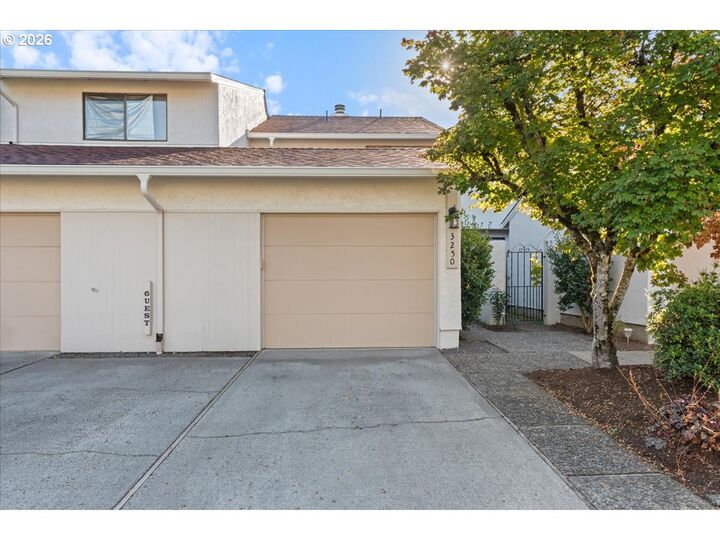 Property Photo: 3250 NE 29th St OR 97030