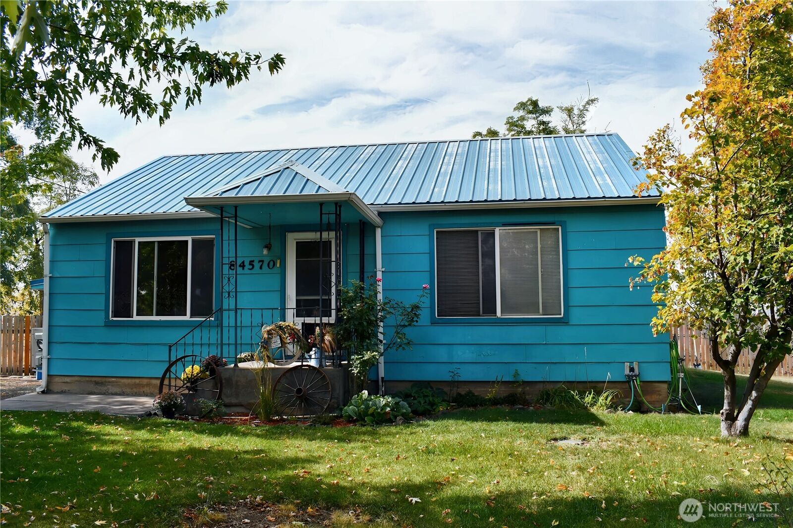 Property Photo: 84570 Ringer Road OR 97862