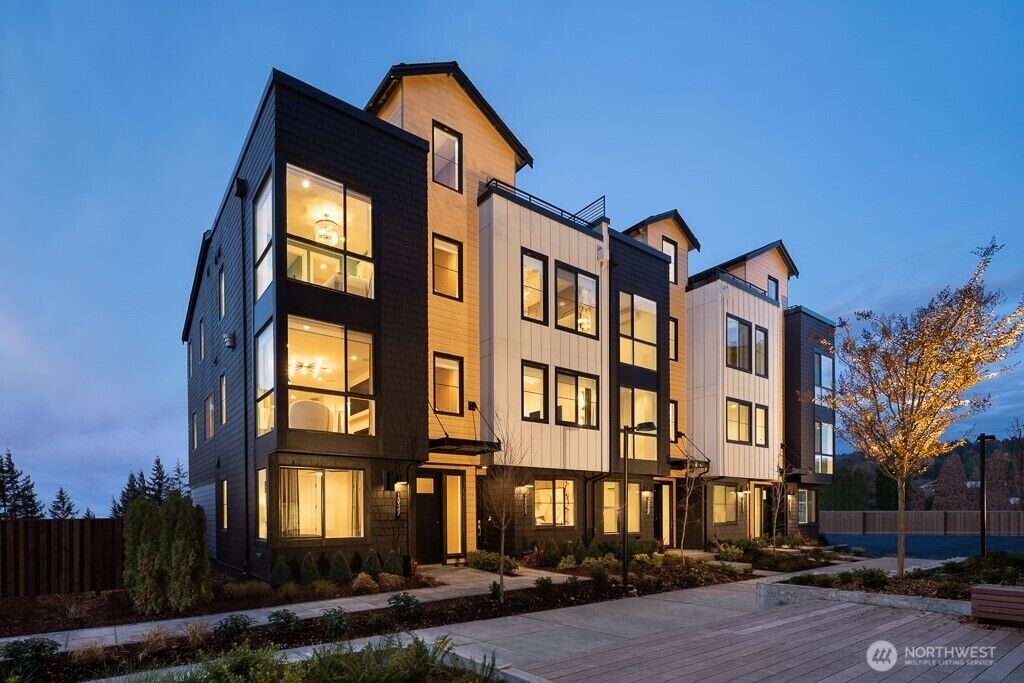 Property Photo:  13320 NE 175th Court 04  WA 98072 