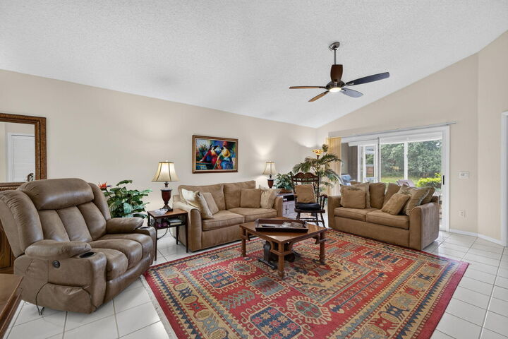 Property Photo:  1110 NW Lombardy Drive  FL 34986 
