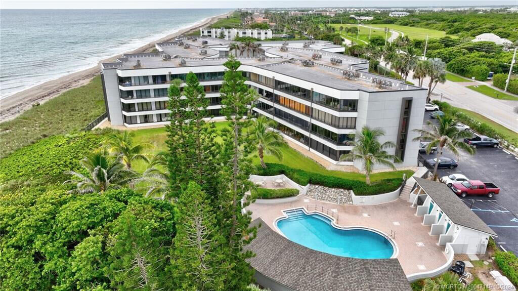 Property Photo:  1357 NE Ocean Boulevard 304  FL 34996 