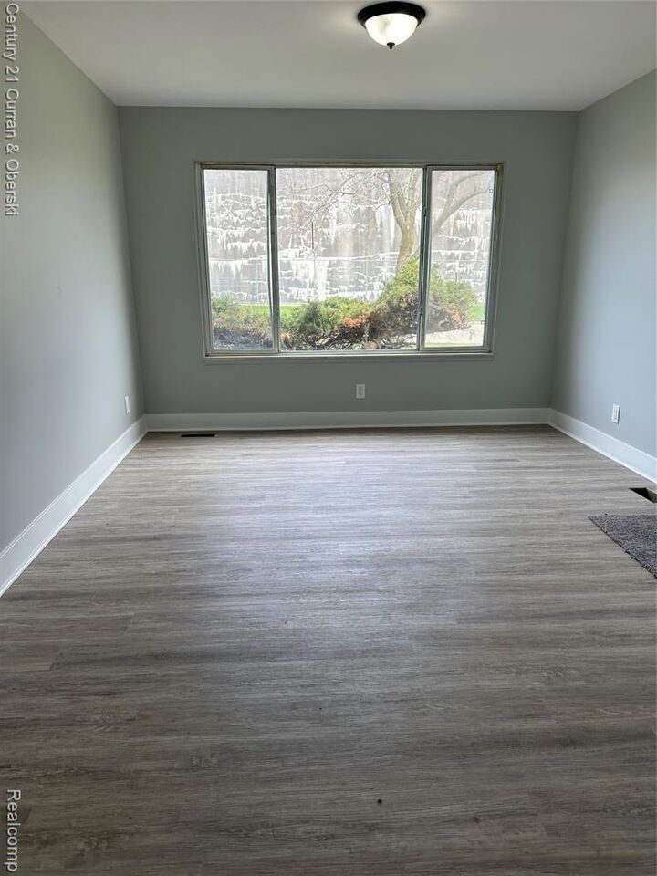 Property Photo: 1109 Montie Road MI 48146