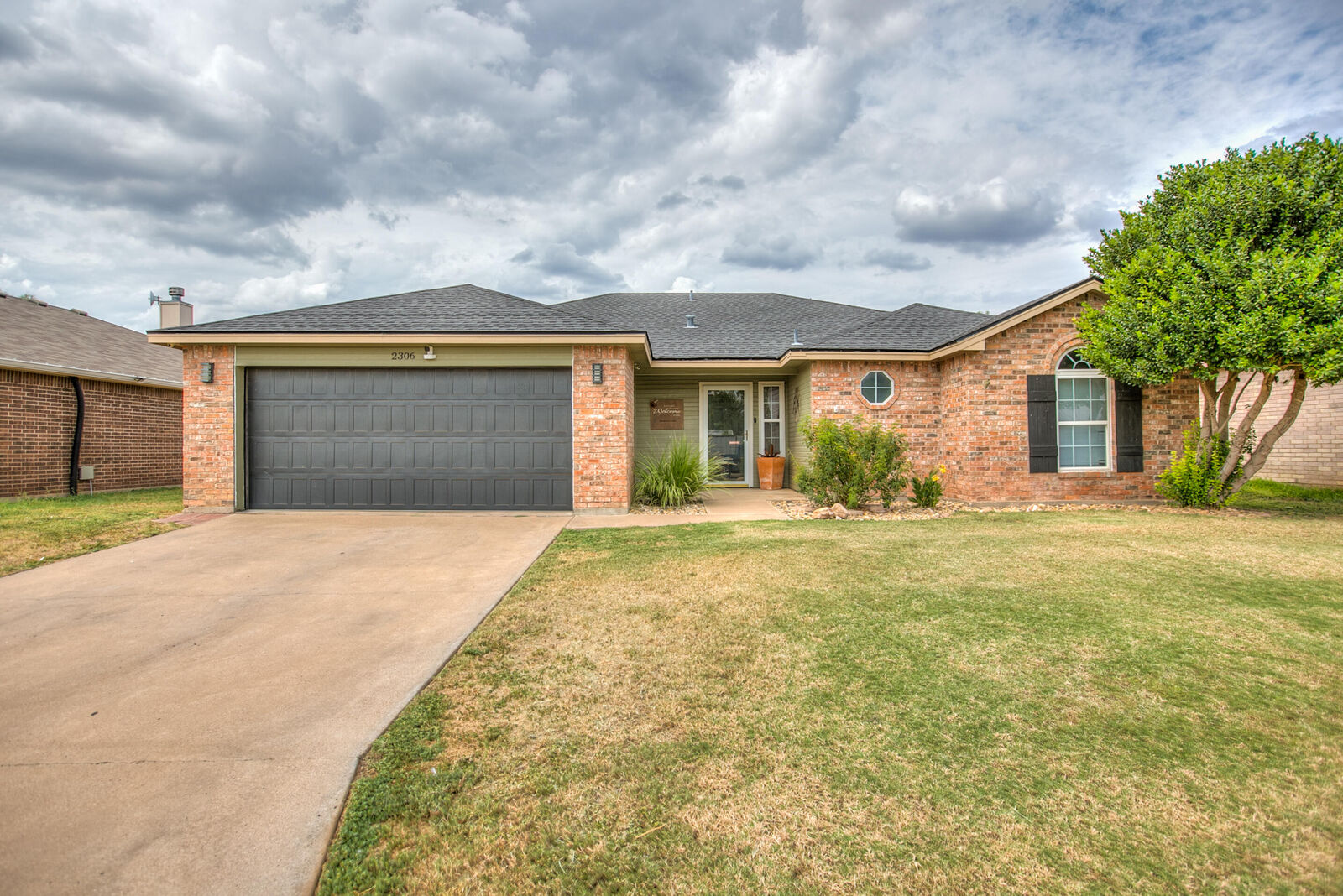 Property Photo: 2306 1st Atlas Street TX 76905