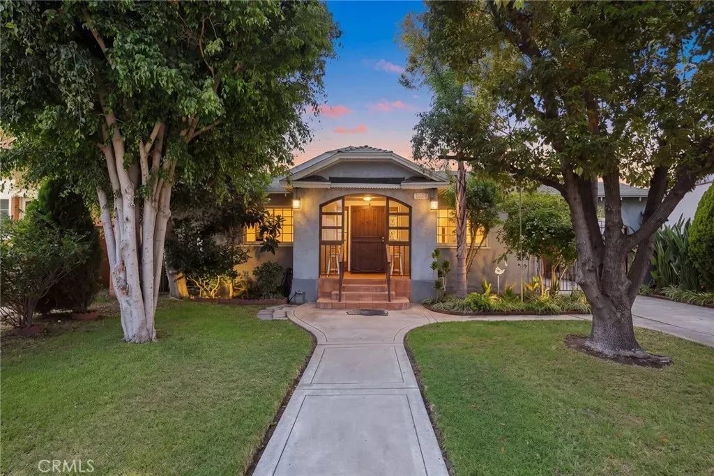 Property Photo: 129 La Paloma Avenue CA 91801