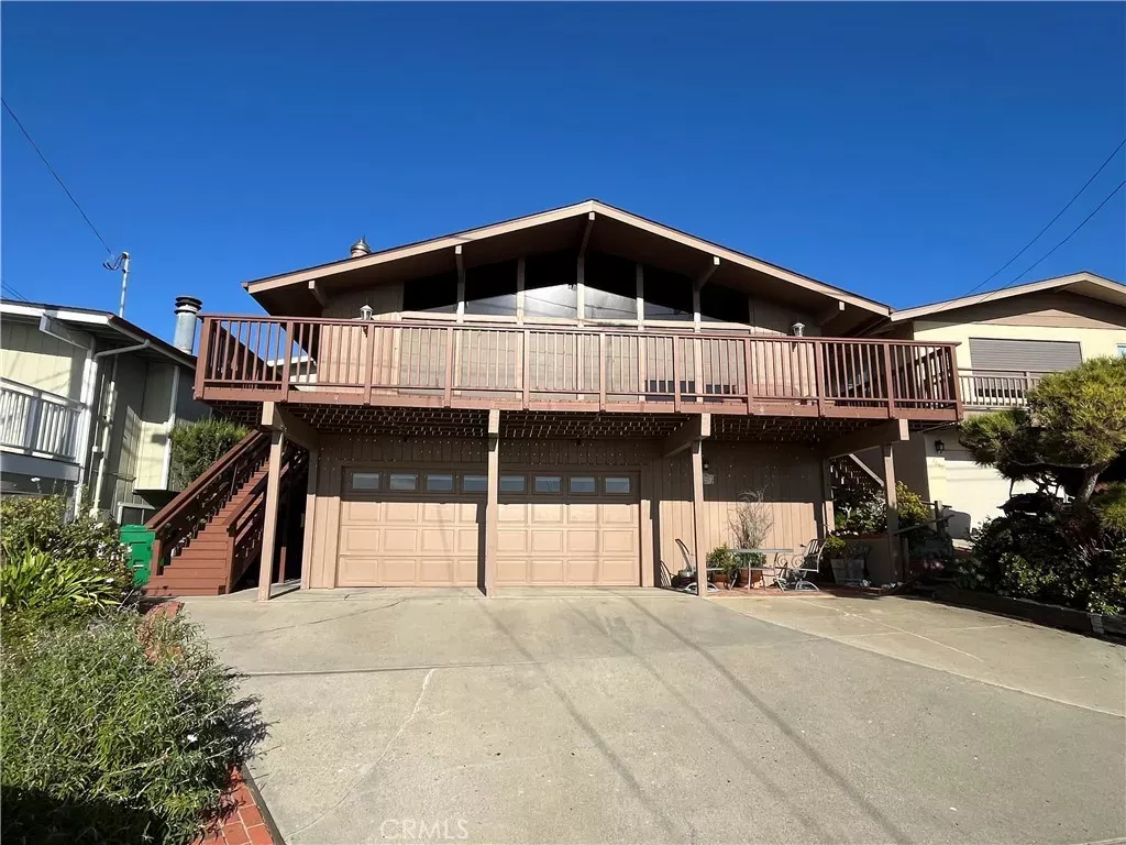 Property Photo:  2646 Koa Avenue  CA 93442 