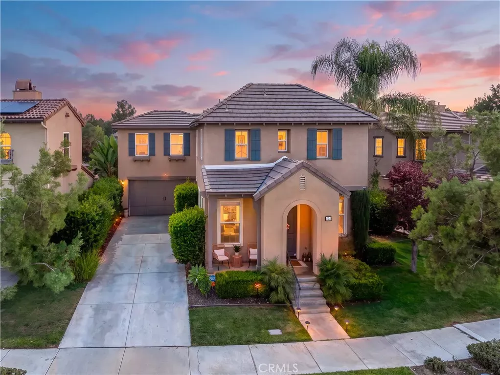 Property Photo: 40249 Danbury Court CA 92591