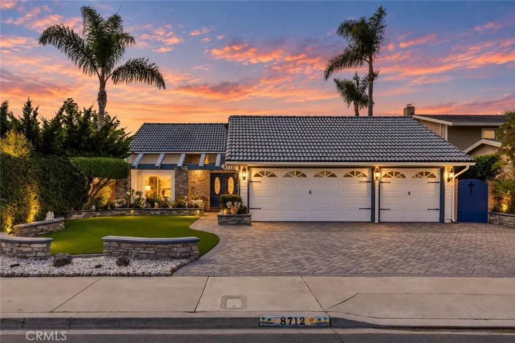 Property Photo: 8712 Mossford Dr. CA 92646