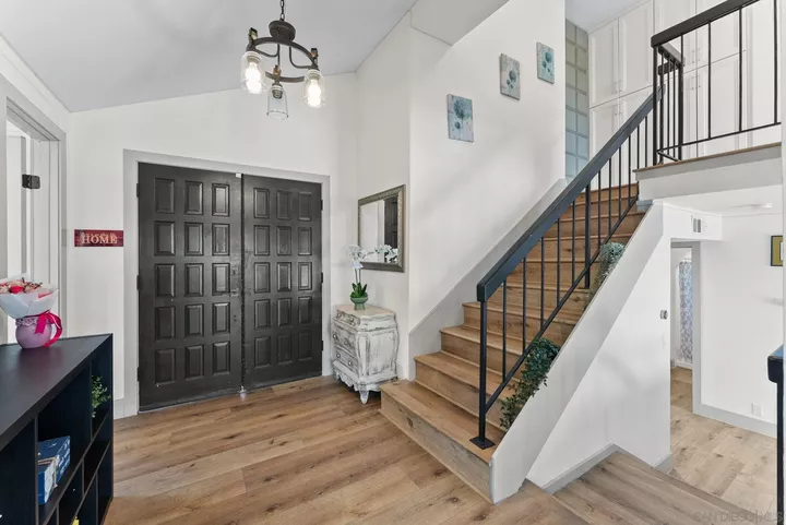 Property Photo: 10111 Cliffwood Dr CA 91941