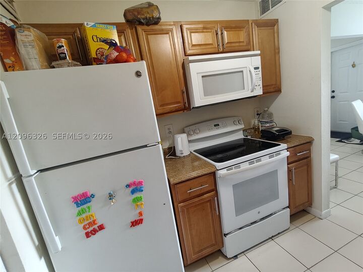 Property Photo:  500 NE 2nd St 225  FL 33004 