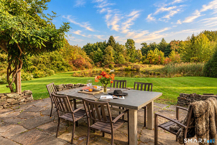 Property Photo:  20 Jewel Street  CT 06753 
