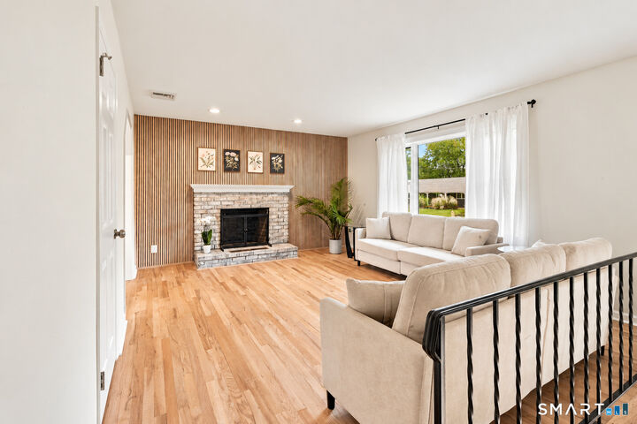 Property Photo:  30 Dellwood Drive  CT 06460 