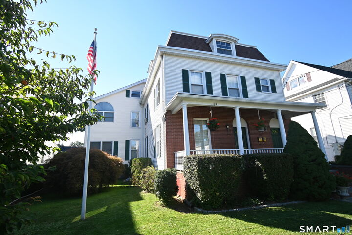 Property Photo:  26 Elm Tree Place  CT 06906 