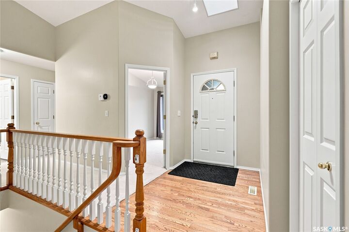 Property Photo:  323 Garvie Road  SK S7S 1A3 