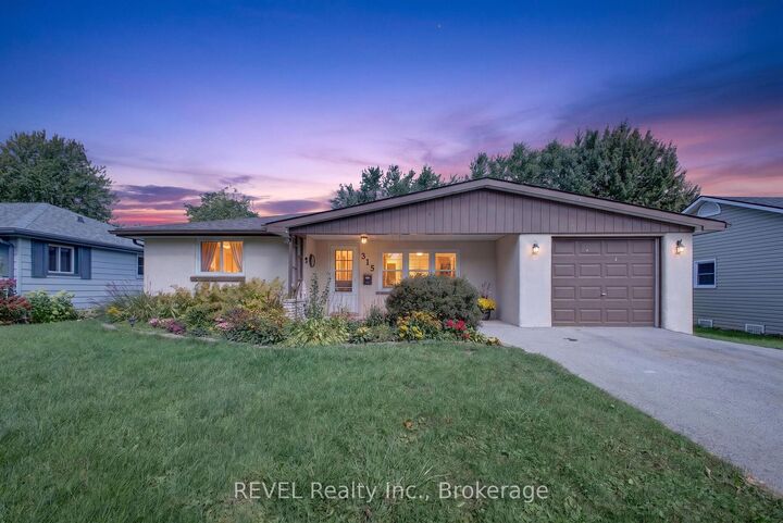 Property Photo:  315 Park Avenue W  ON N1A 1M7 