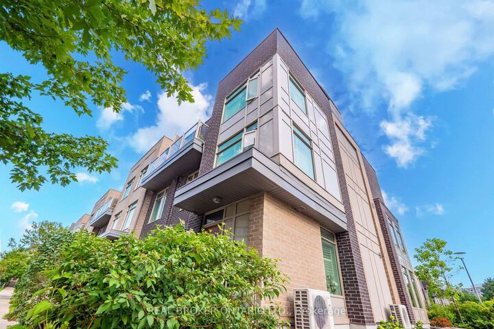 Property Photo:  35 Applewood Lane 63  ON M9C 0C1 