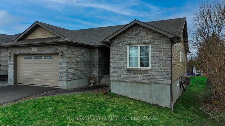 Property Photo:  23 Creighton Drive  ON K0H 2H0 