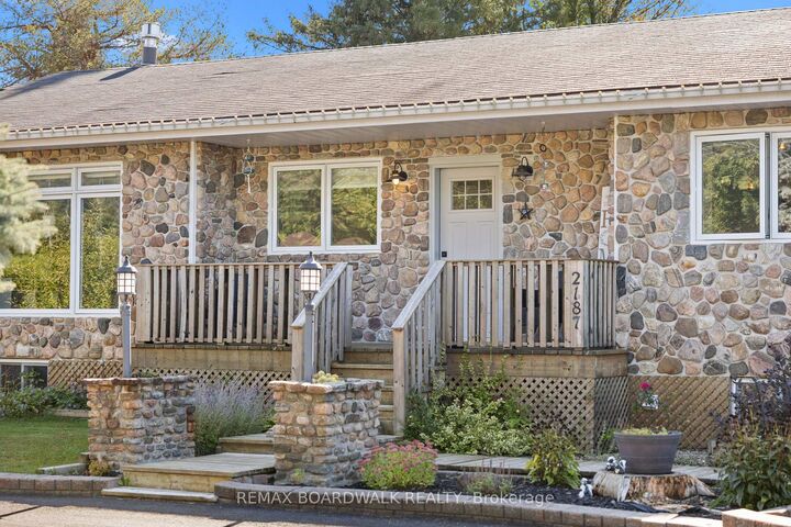 Property Photo:  2187 Des Pins Street  ON K0A 2M0 