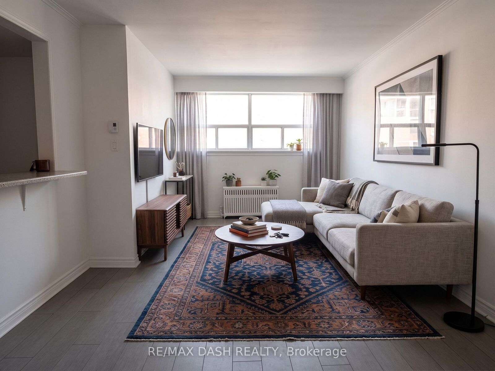 Property Photo:  50 Neptune Drive B1  ON M6A 1X1 