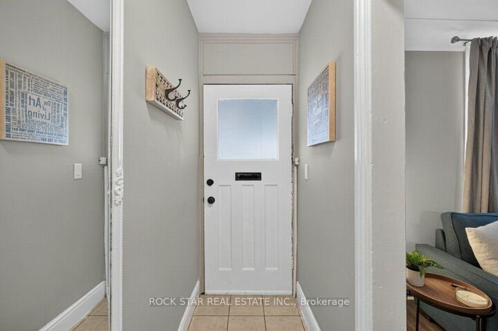 Property Photo:  244 Emerald Street N  ON L8L 5K8 