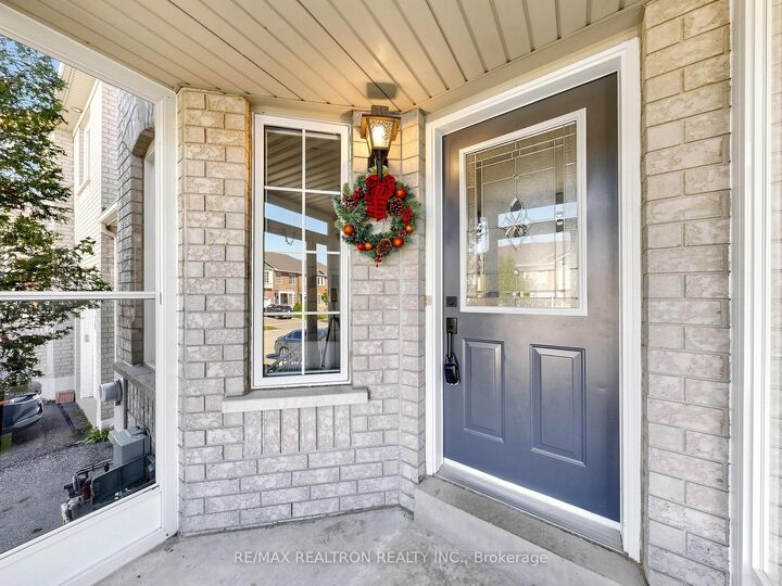 Property Photo:  157 Nahanni Drive  ON L4B 4H5 