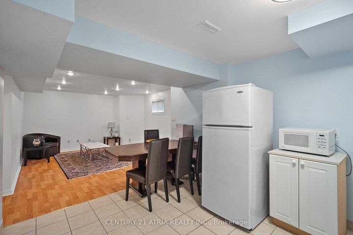 Property Photo:  22 Sweet Water Crescent Bsmt  ON L4S 2A9 