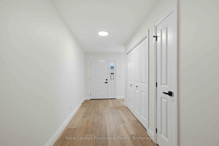 Property Photo:  48 Mackenzie John Crescent  ON K0K 1H0 