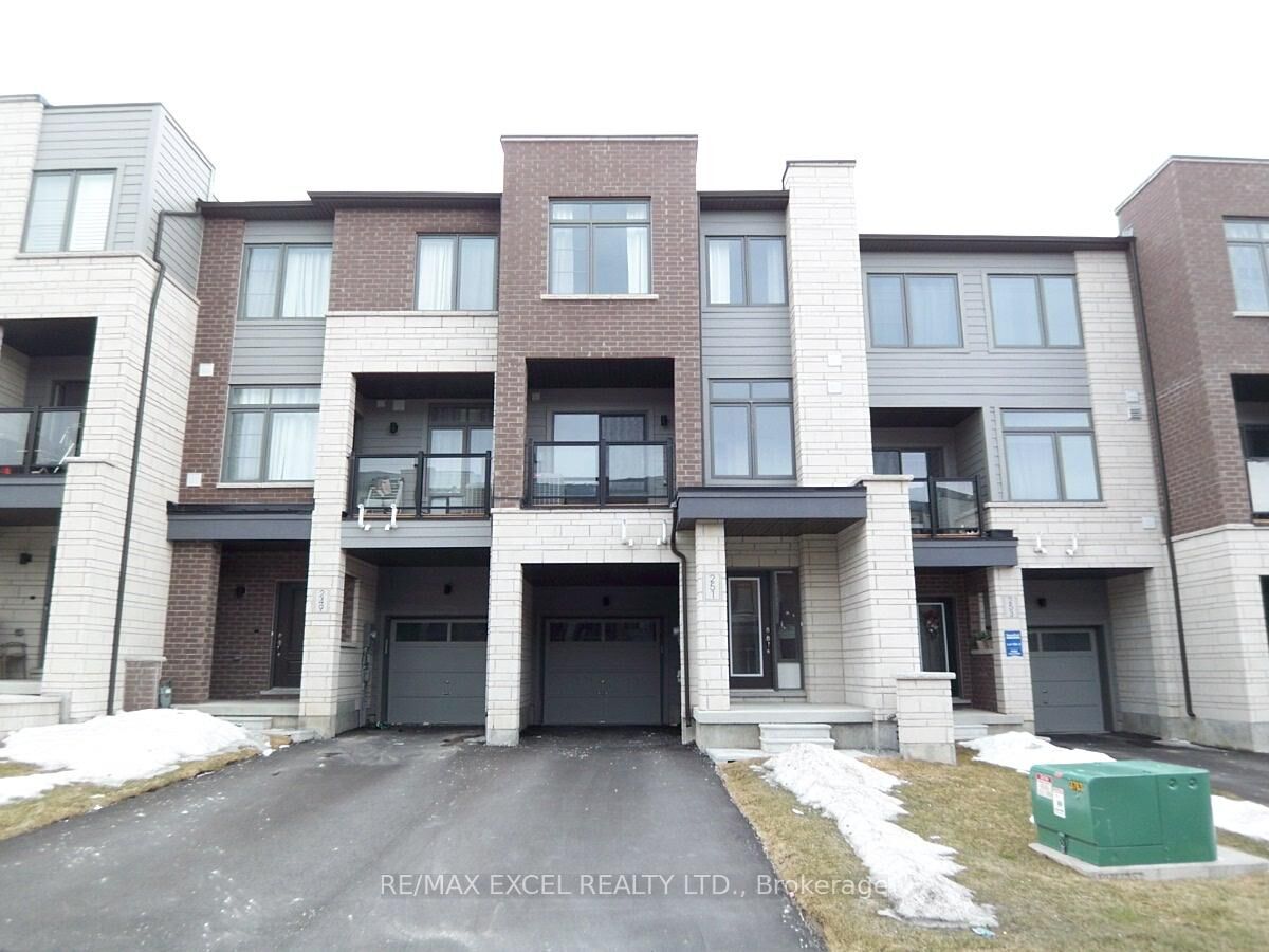 Property Photo:  251 Vivant Street  ON L3X 0K9 