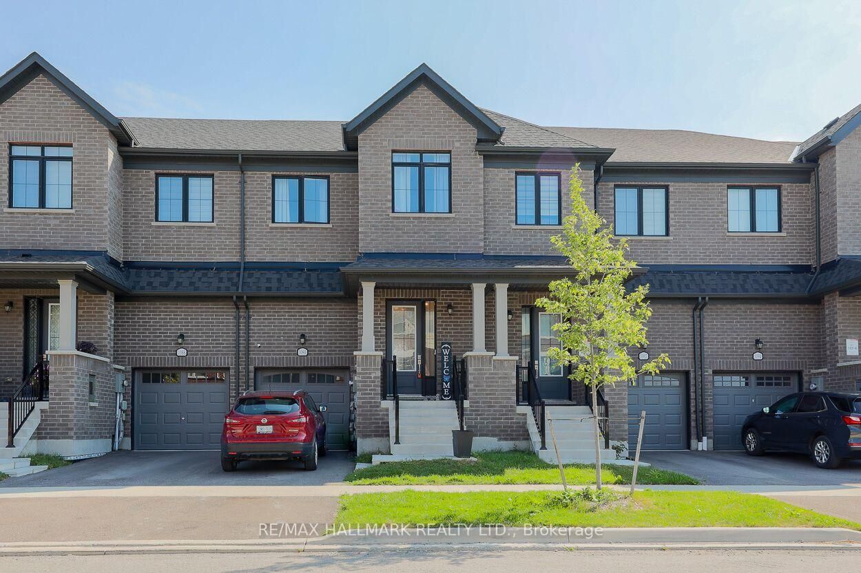 Property Photo:  1090 Lockie Drive  ON L1L 0R9 