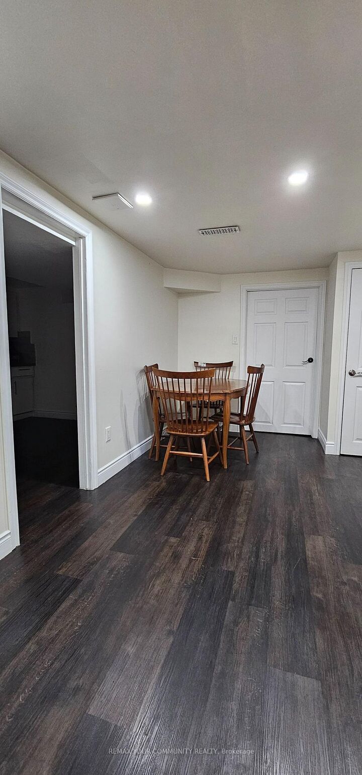 Property Photo:  51 Davelayne Road  ON M9M 2A6 