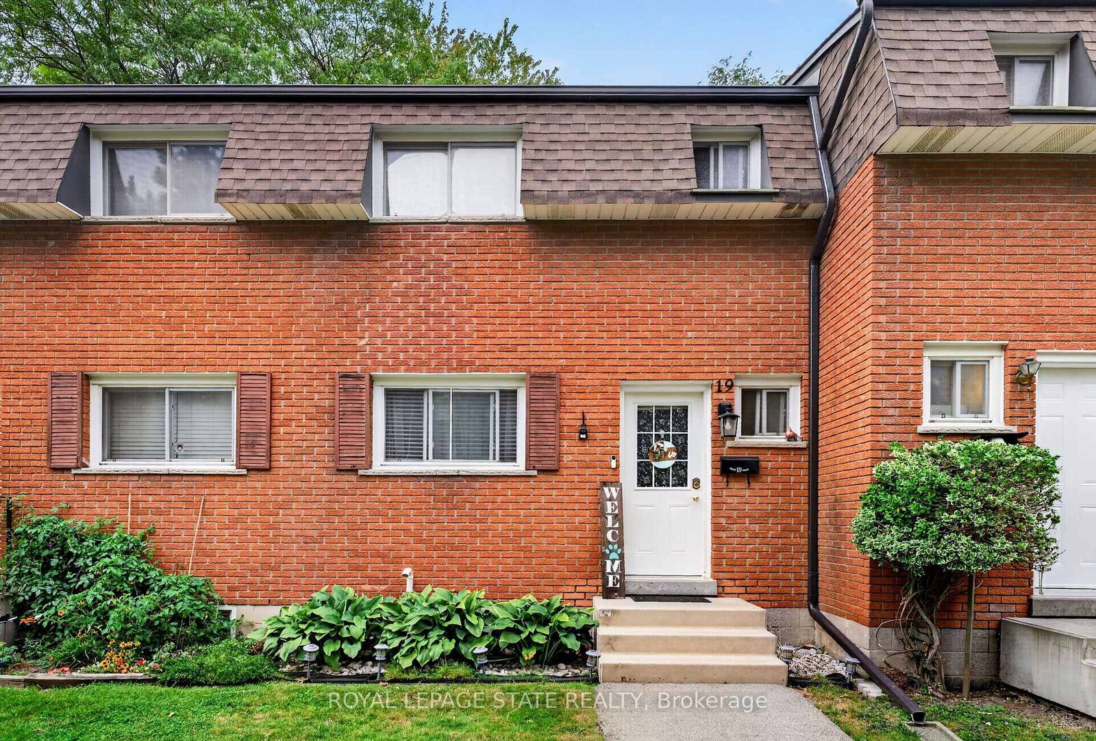 Property Photo:  1440 Garth Street 19  ON L9B 1R6 