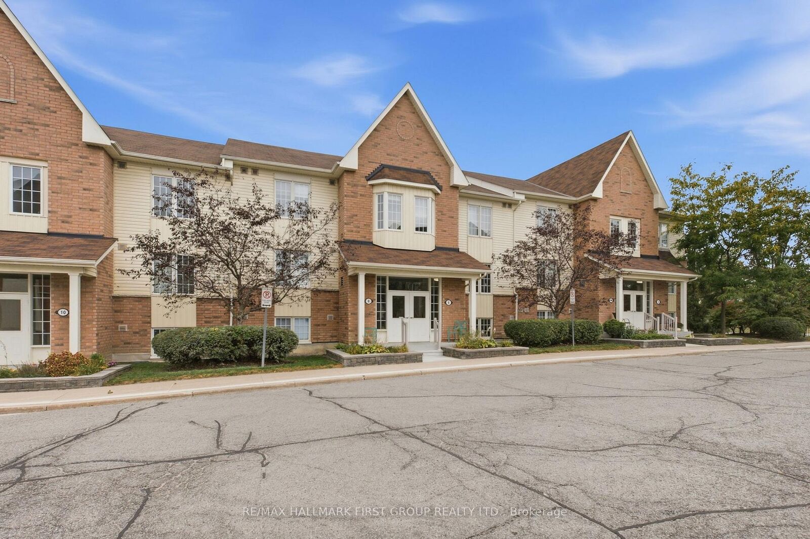Property Photo: 8 Petra Way 3 ON L1R 0A6