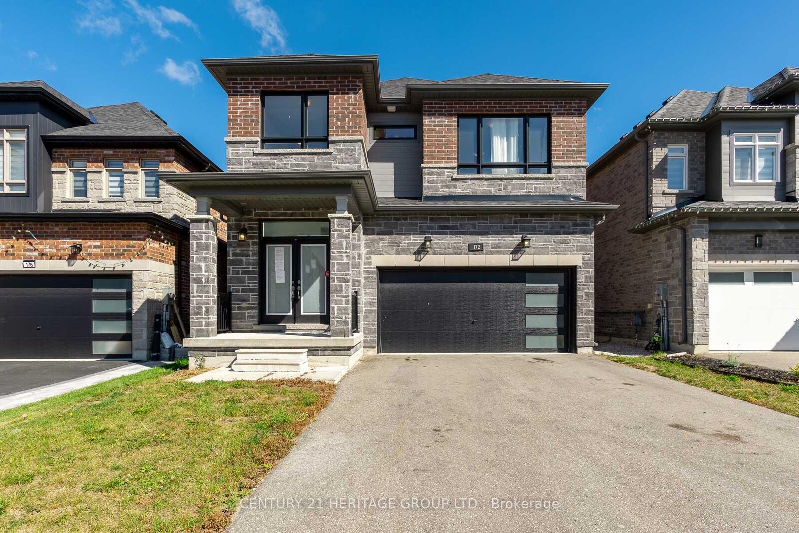 Property Photo:  172 Franklin Trail  ON L9J 0J2 