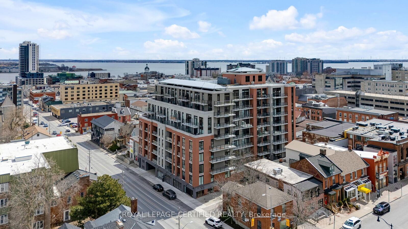 Photo de la propriété: 223 Princess Street 714 ON K7L 1B3