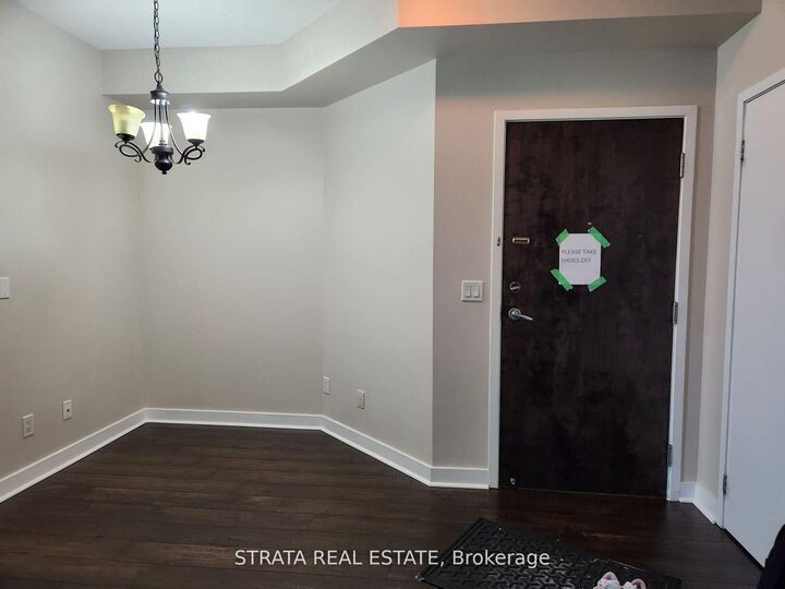 Property Photo:  12 Yonge Street 2101  ON M5E 1Z9 