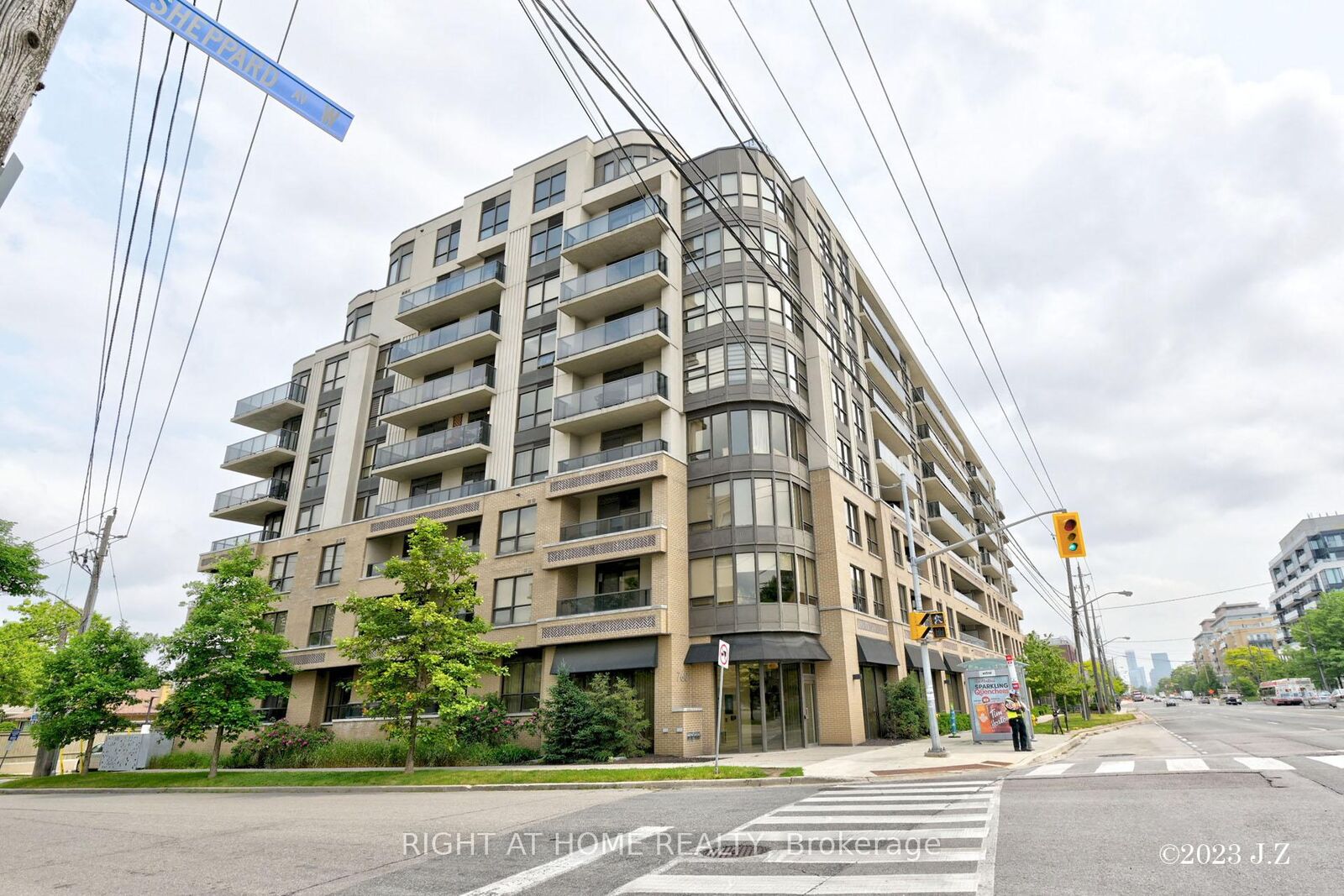 Property Photo:  760 Sheppard Avenue W 312  ON M3H 0B3 