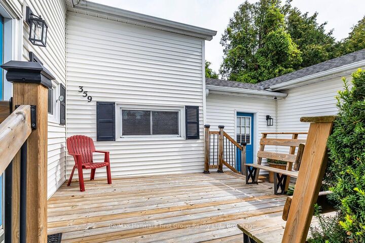 Property Photo:  359 Sexton Street  ON L9L 1E6 