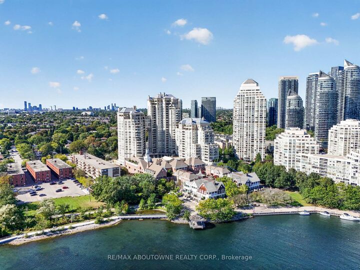 Property Photo:  2287 Lake Shore Road W 301  ON M8V 3Y1 